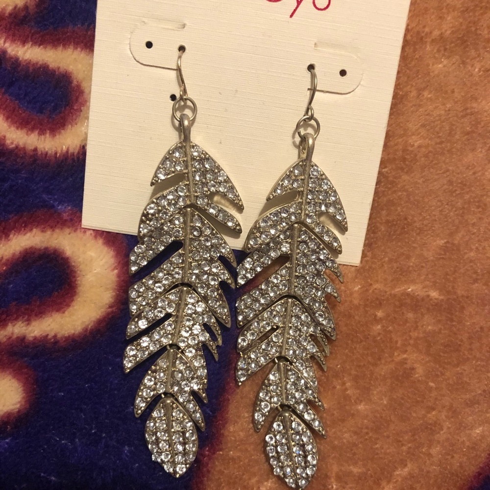 Feather gold drop earrings